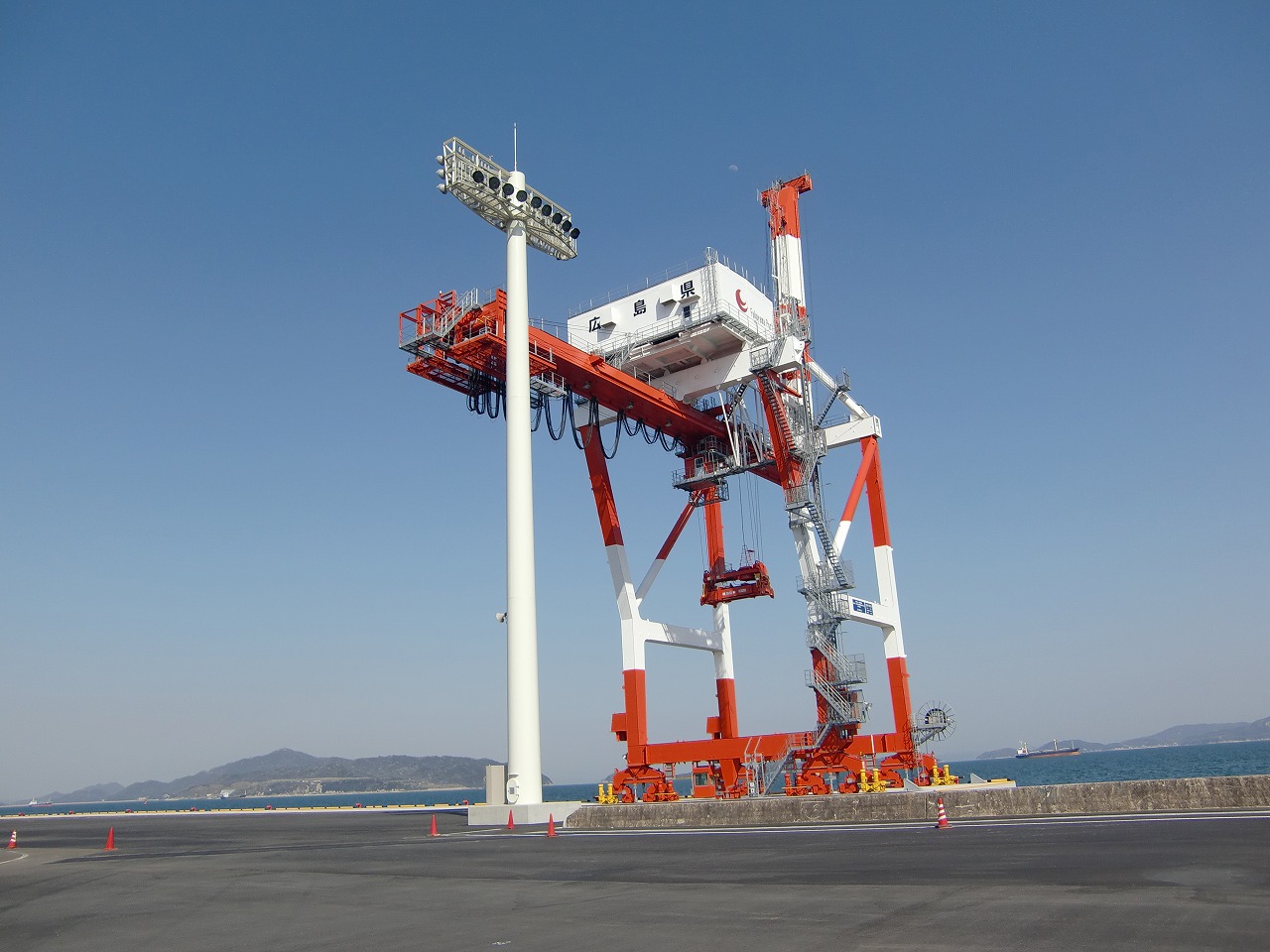 福山港 港湾修築工事(22･高耐)　建設電気設備工事